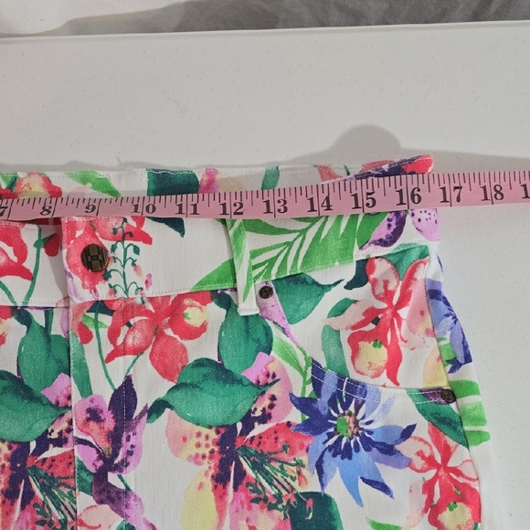 Hue Floral Print Jeggings - Picture 5 of 8